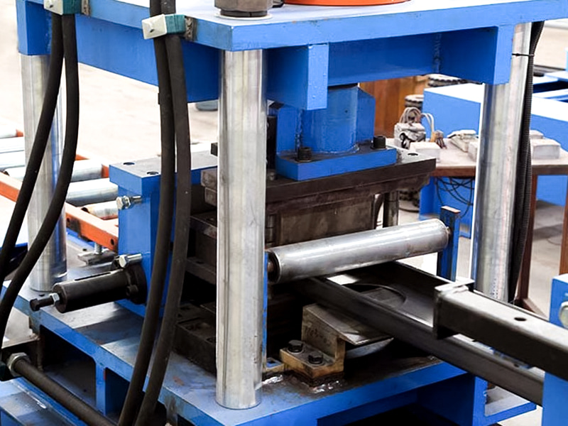 آلة تشكيل لفائف البورلين C الأوتوماتيكية بالكامل من النوع C80-300