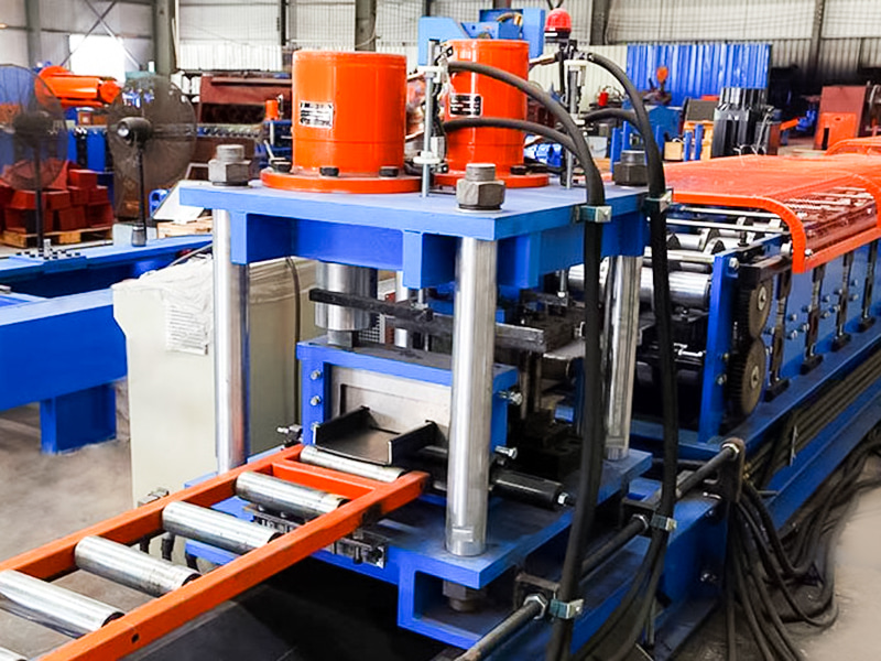 آلة تشكيل لفائف البورلين C الأوتوماتيكية بالكامل من النوع C80-300