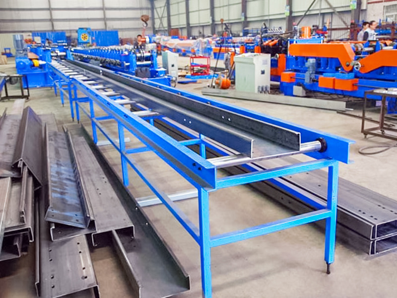 آلة تشكيل لفائف البورلين C الأوتوماتيكية بالكامل من النوع C80-300