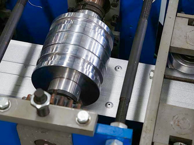 آلة تشكيل لفة ملف تعريف البليت