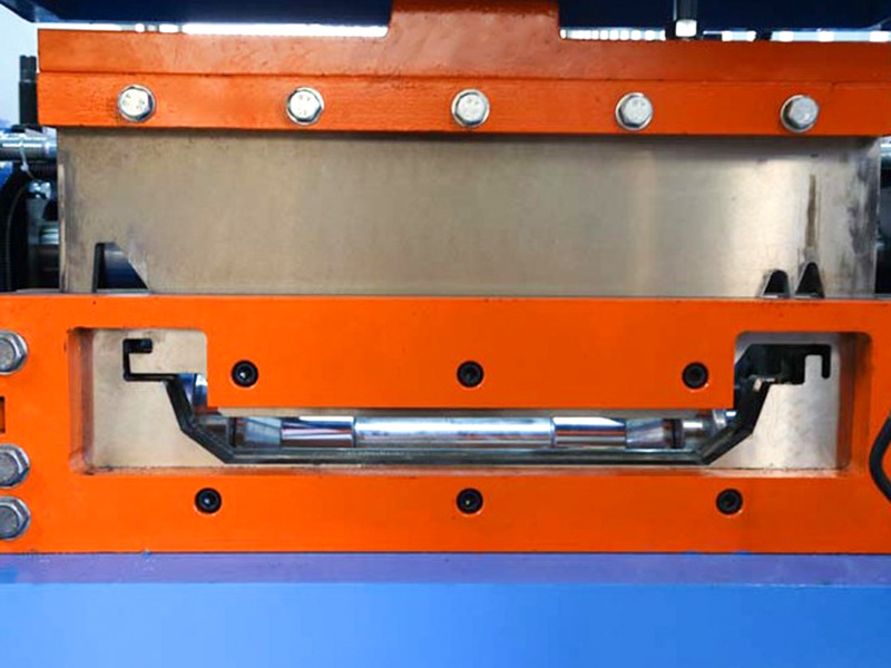 آلة تشكيل اللحامات الدائمة عالية الجودة YX66-470