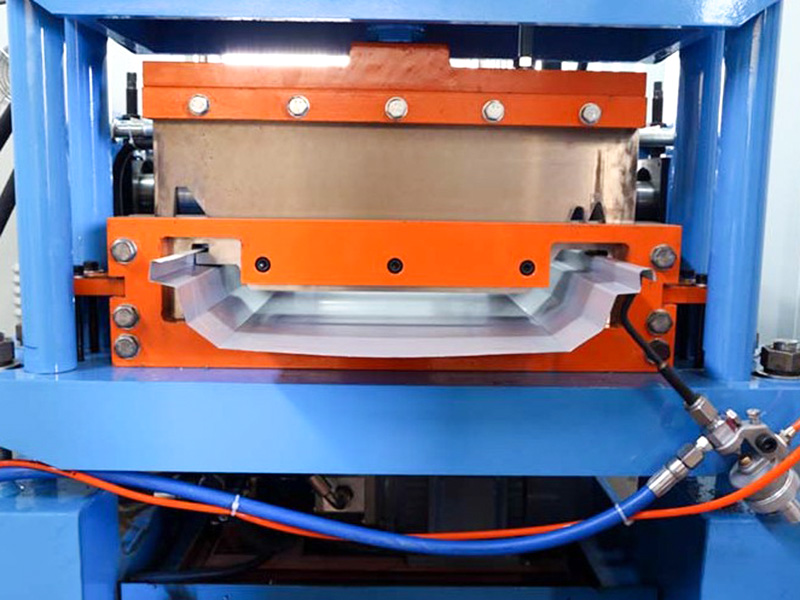 آلة تشكيل اللحامات الدائمة عالية الجودة YX66-470