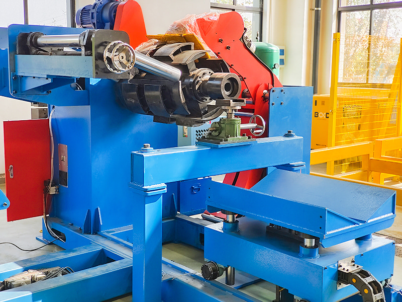 أجهزة فك اللفائف الهيدروليكية ذات الملفات الفولاذية